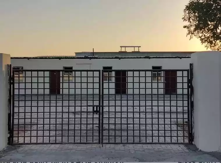 مسکونی املاک آماده 7+ اتاق خواب U/F اردوگاه کار  برای اجاره که در السد , دوحه #8815 - 1  image 